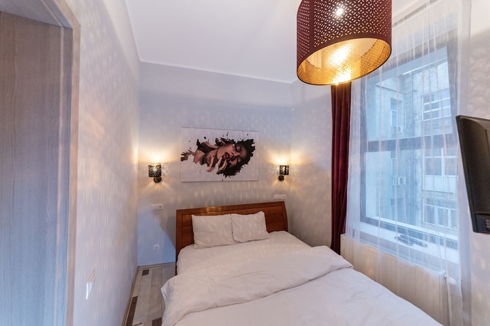 Imagen de la habitación del Hotel Heights Accommodation City Center. Foto 3