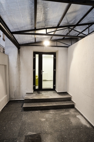 Imagen de los interiores del Hotel Heights Accommodation City Center. Foto 16