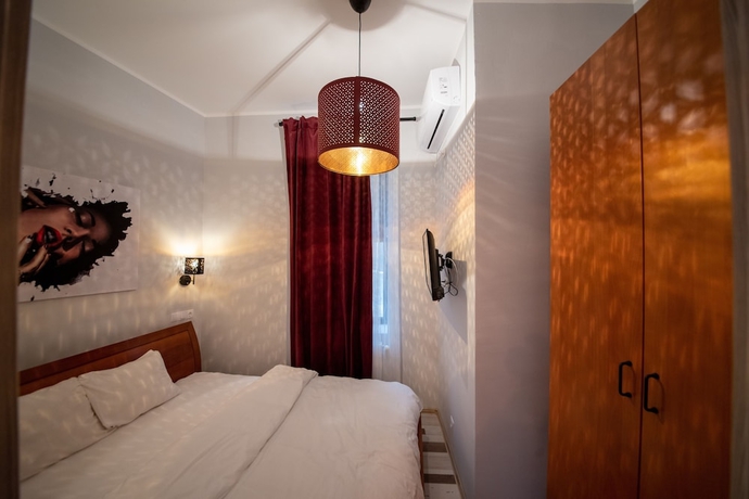 Imagen de la habitación del Hotel Heights Accommodation City Center. Foto 8