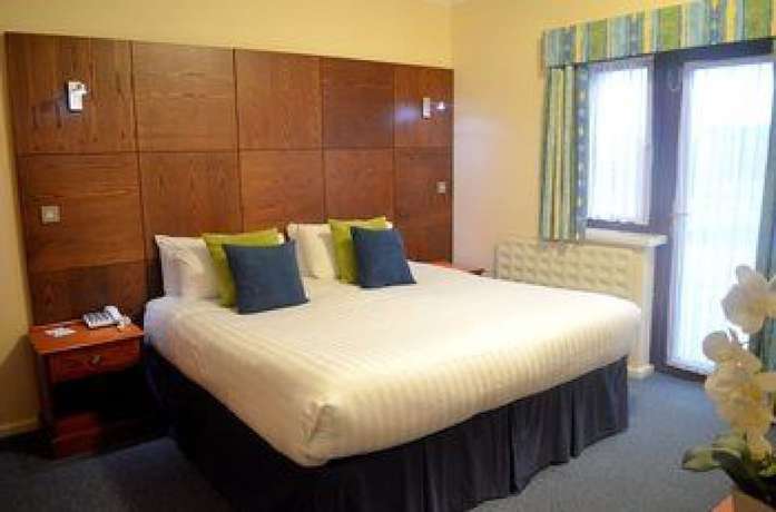 Imagen de la habitación del Hotel Heights. Foto 2