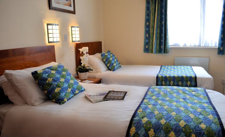 Imagen de la habitación del Hotel Heights. Foto 18