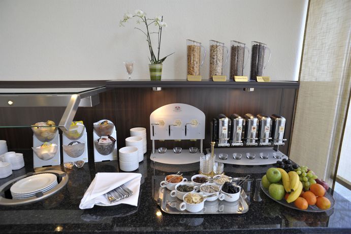 Imagen del bar/restaurante del Hotel Heikotel - City Nord. Foto 3