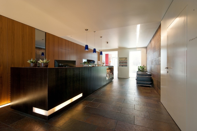 Imagen de los interiores del Hotel Heinhotel Vienna Airport. Foto 16