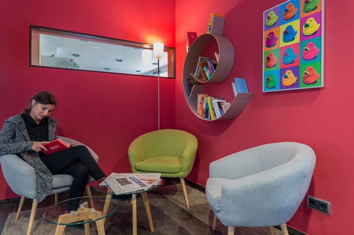 Imagen de los interiores del Hotel Heinhotel Vienna Airport. Foto 18