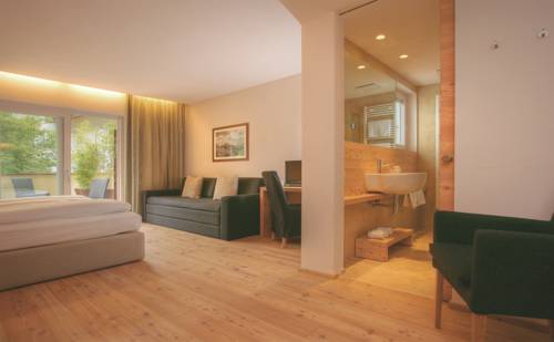 Imagen de la habitación del Hotel Heini. Foto 6