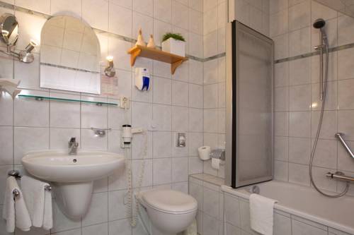 Imagen de la habitación del Hotel Heinz Plauen. Foto 6