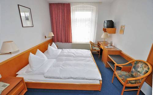 Imagen de la habitación del Hotel Heinz Plauen. Foto 16