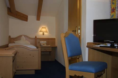 Imagen de la habitación del Hotel Heinz, San Lorenzo di Sebato. Foto 5