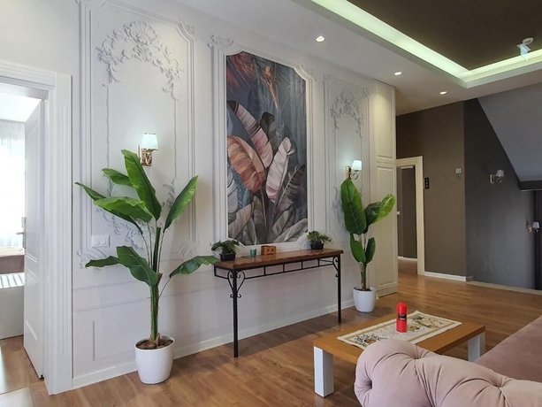 Imagen de los interiores del Hotel Heiress. Foto 11