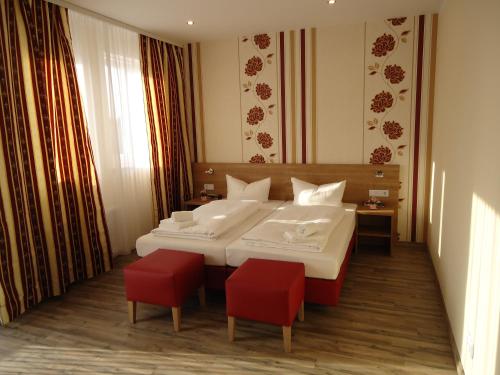 Imagen de la habitación del Hotel Heisede. Foto 6