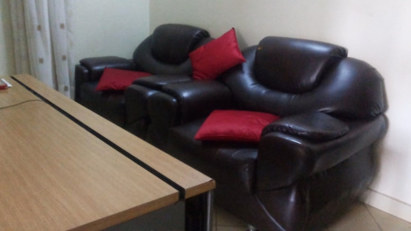 Imagen de los interiores del Hotel Heldan Inn. Foto 19