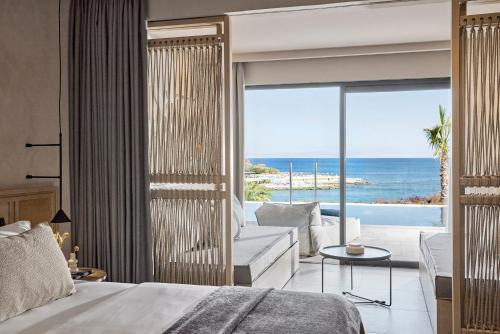 Imagen de la habitación del Hotel Helea Lifestyle Beach Resort. Foto 17