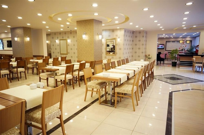 Imagen del bar/restaurante del Hotel Helen, &Ccedil;anakkale. Foto 4