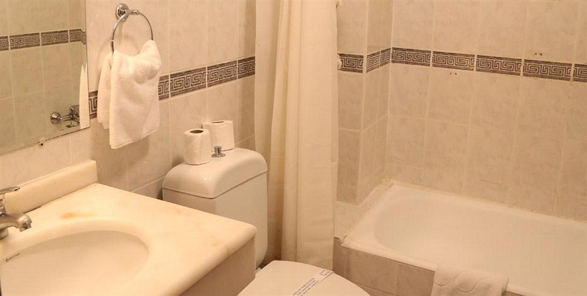 Imagen de la habitación del Hotel Helen, &Ccedil;anakkale. Foto 10