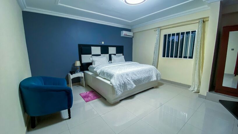 Imagen general del Hotel Helen, Yaound&eacute;. Foto 8