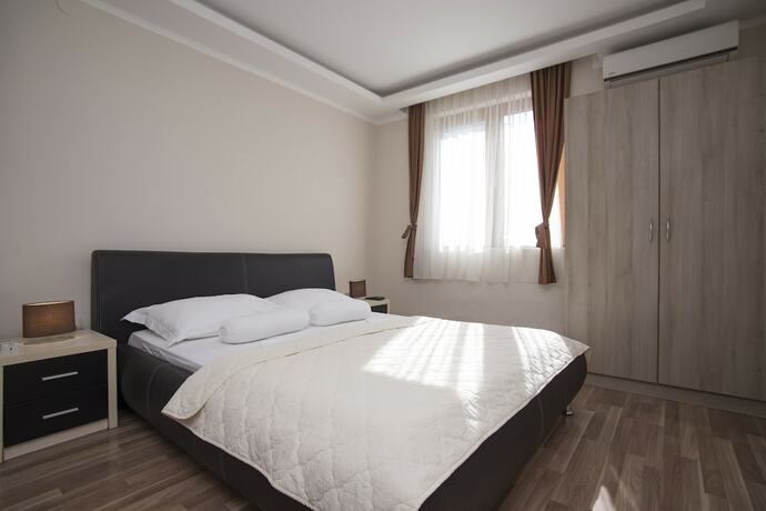 Imagen general del Hotel Helena Apartments. Foto 3