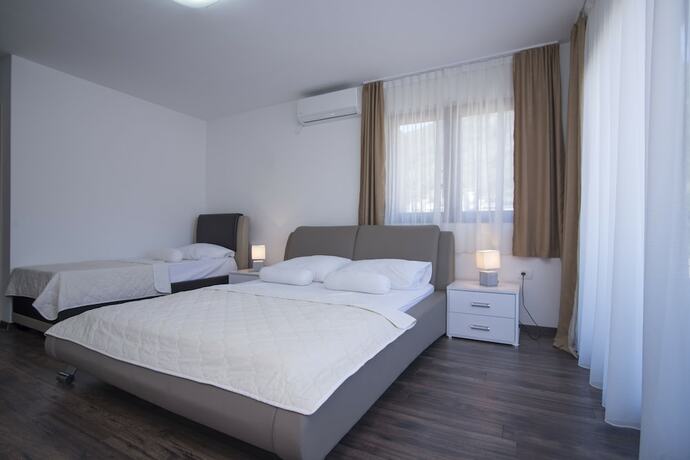 Imagen de la habitación del Hotel Helena Apartments. Foto 18