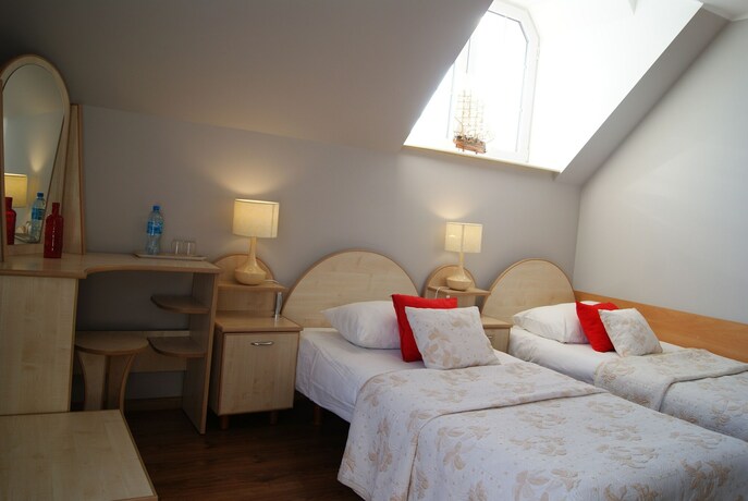 Imagen de la habitación del Hotel Helena, Gizycko. Foto 8