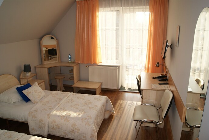 Imagen de la habitación del Hotel Helena, Gizycko. Foto 9