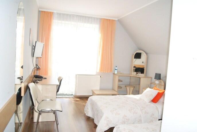 Imagen de la habitación del Hotel Helena, Gizycko. Foto 12