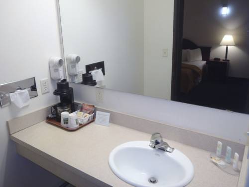 Imagen de la habitación del Hotel Helena Inn Airport. Foto 7