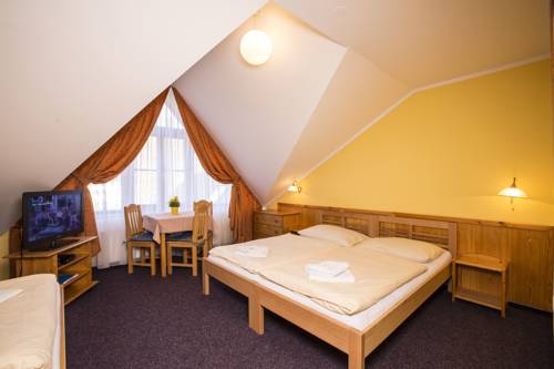 Imagen de la habitación del Hotel Helena, Rokytnice nad Jizerou. Foto 7