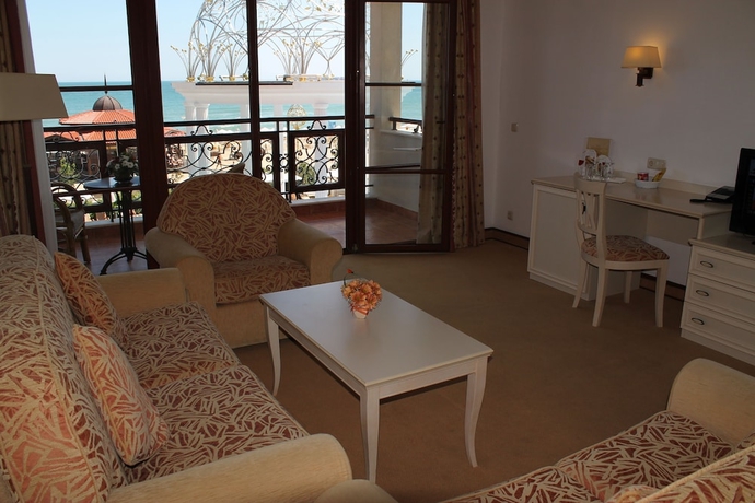 Imagen de la habitación del Hotel Helena Sands. Foto 6