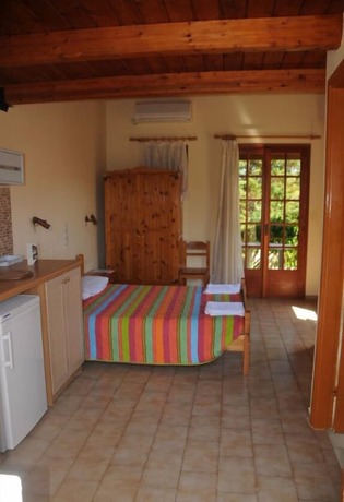 Imagen de la habitación del Hotel Helena\'s Studios. Foto 17