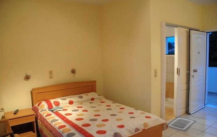 Imagen de la habitación del Hotel Helena\'s Studios. Foto 18