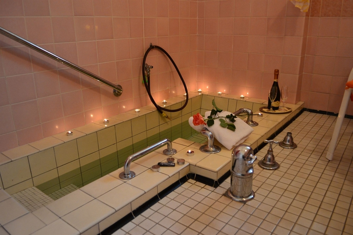 Imagen de la piscina del Hotel Helenenburg. Foto 11