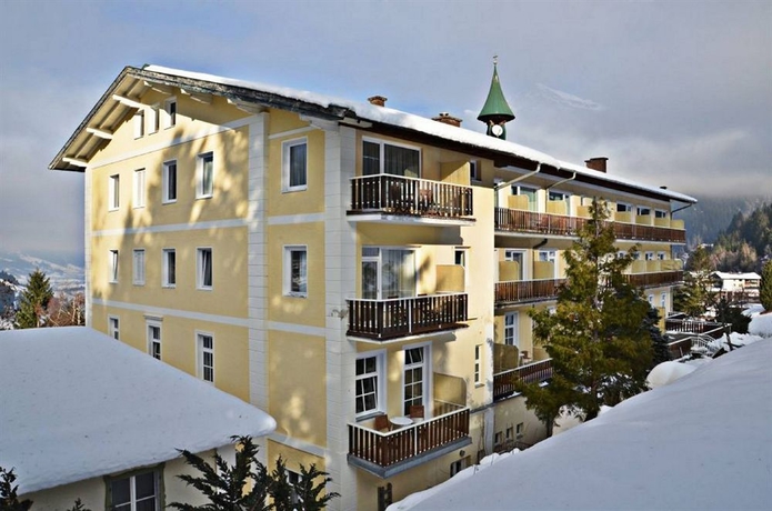 Imagen de los exteriores del Hotel Helenenburg. Foto 5