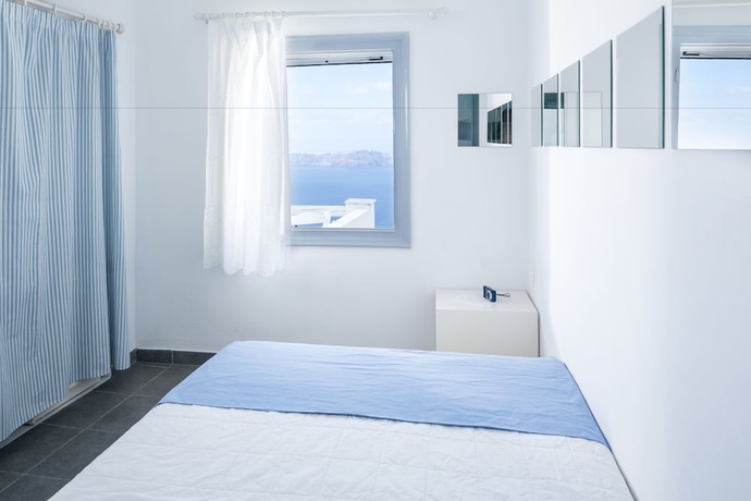 Imagen de la habitación del Hotel Helestia, Caldera Santorini. Foto 9