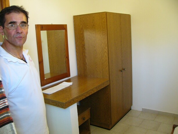 Imagen de la habitación del Hotel Helgas Paradise. Foto 23