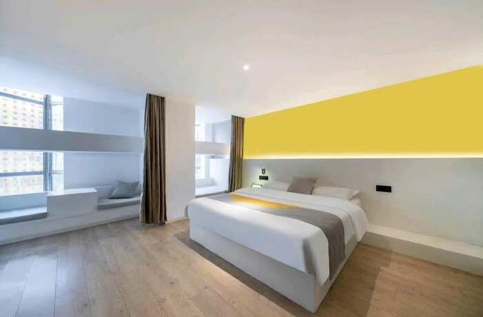 Imagen de la habitación del Hotel Heli. Foto 17