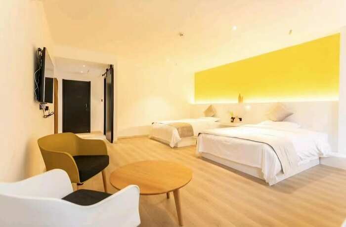 Imagen de la habitación del Hotel Heli. Foto 19