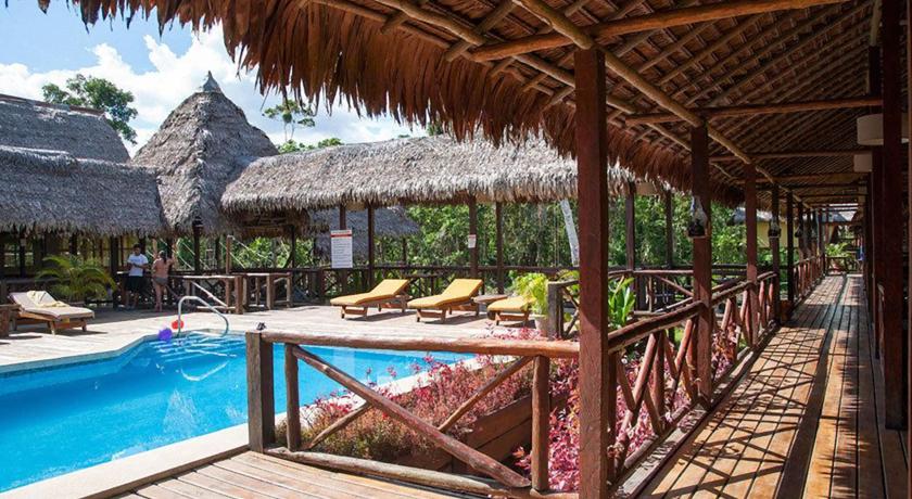 Imagen de la piscina del Hotel Heliconia Amazon River Lodge. Foto 14