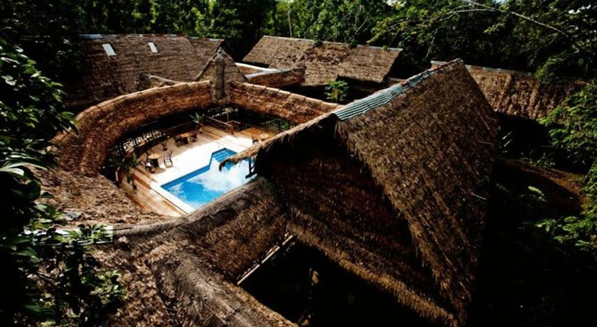 Imagen de los exteriores del Hotel Heliconia Amazon River Lodge. Foto 5