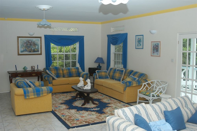 Imagen de los interiores del Hotel Heliconia House. Foto 14