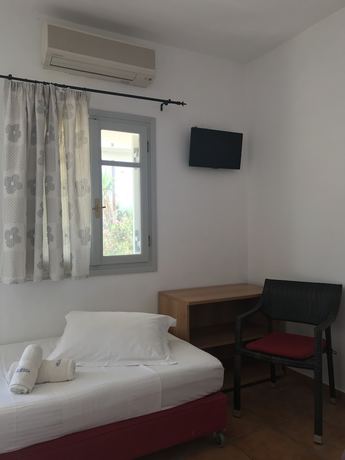 Imagen de la habitación del Hotel Heliessa Rooms and Suites. Foto 3