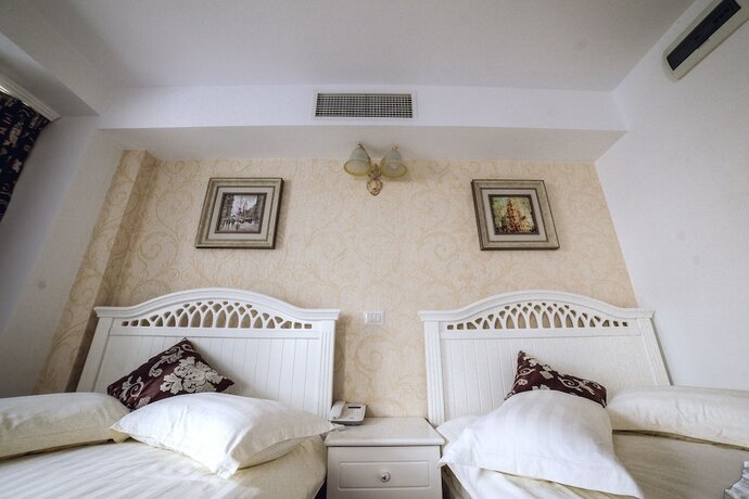 Imagen de la habitación del Hotel Helin Central. Foto 13