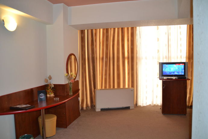 Imagen de la habitación del Hotel Helin. Foto 4