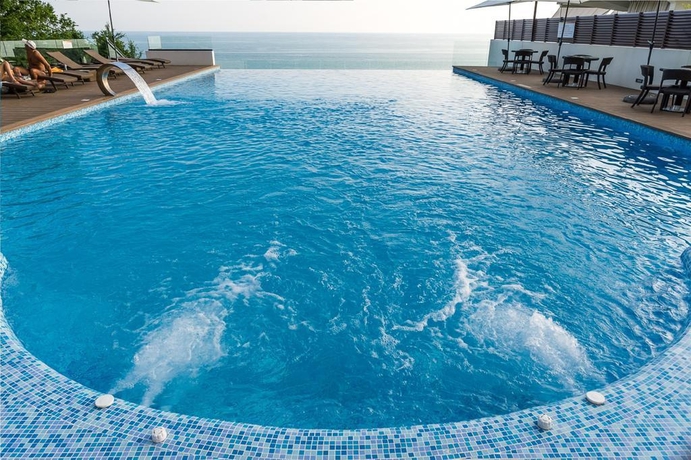 Imagen general del Hotel Heliopark Nebug. Foto 10