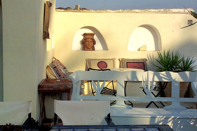 Imagen de los exteriores del Hotel Heliophos Boutique Caves. Foto 10