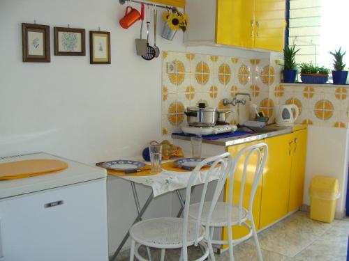 Imagen general del Hotel Helios, Aegina. Foto 3