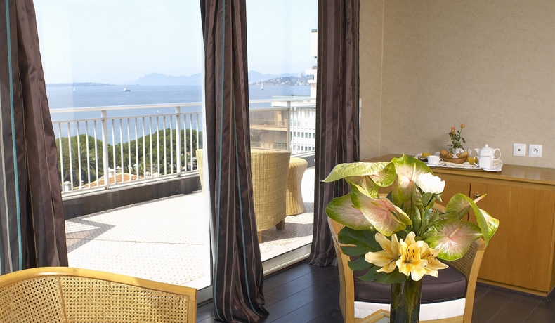 Imagen de los interiores del Hotel Helios, Antibes. Foto 16