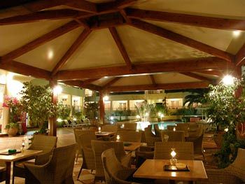 Imagen de los exteriores del Hotel Helios Apartments. Foto 5