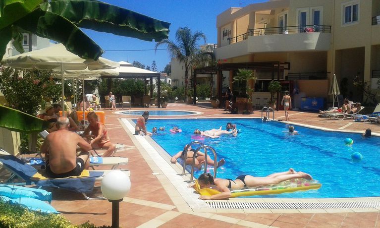 Imagen de los interiores del Hotel Helios Apartments. Foto 7