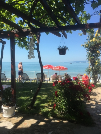 Imagen de los exteriores del Hotel Helios, Balchik . Foto 14