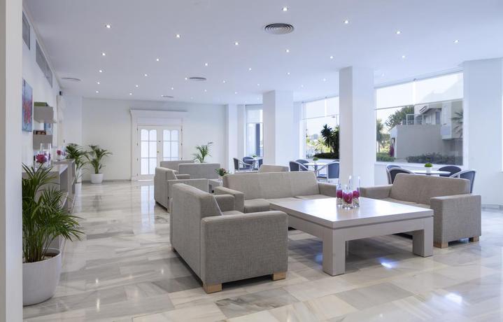 Imagen de los interiores del Hotel Helios Costa Tropical. Foto 23