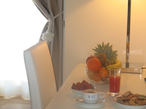 Imagen de la habitación del Hotel Helios, Crotona. Foto 9